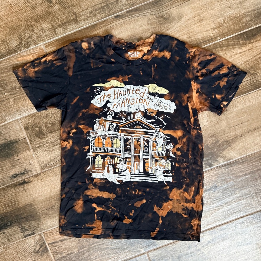 Subtle Dust Unisex Haunted Mansion Acid Wash Crewneck T-Shirt,Black Orange, M